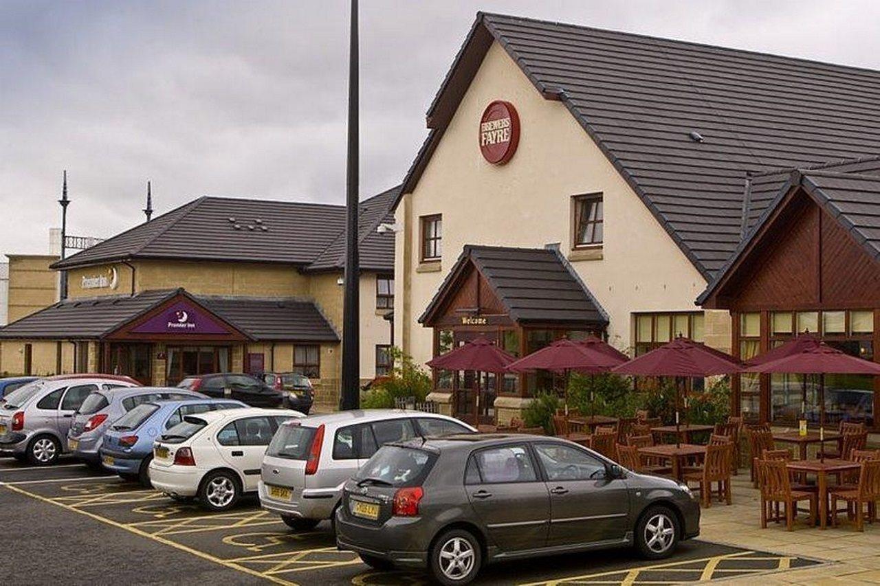 Premier Inn Dunfermline Exterior photo